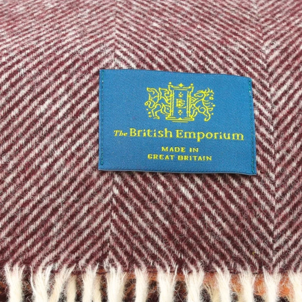 The British Emporium Shetland Wool Throw - Lindley Alfresco Rasberry