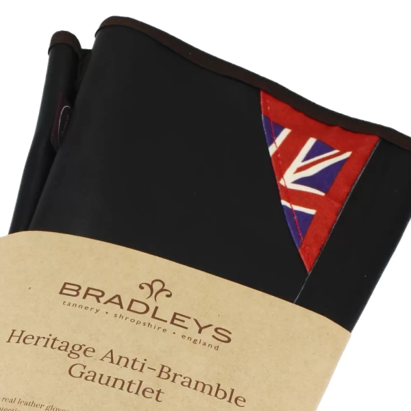 Anti Bramble British Flag Gauntlet