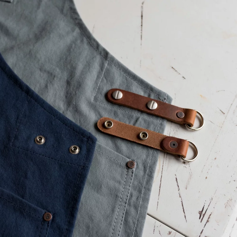 Original Apron With Leather Straps