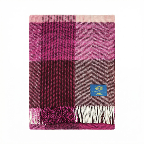 Knightsbridge Pure Wool Throw Fuchsia